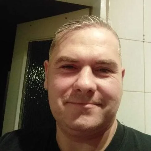 dannygoldenboy offline chatrum