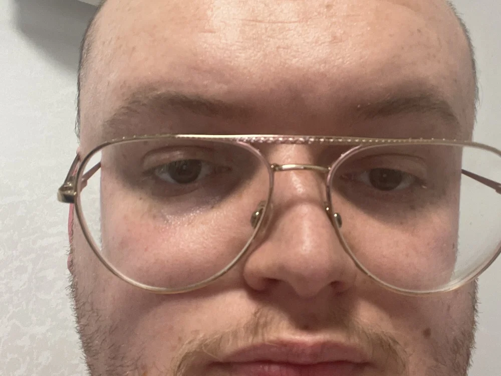 Fgsss' Offline Chat Room