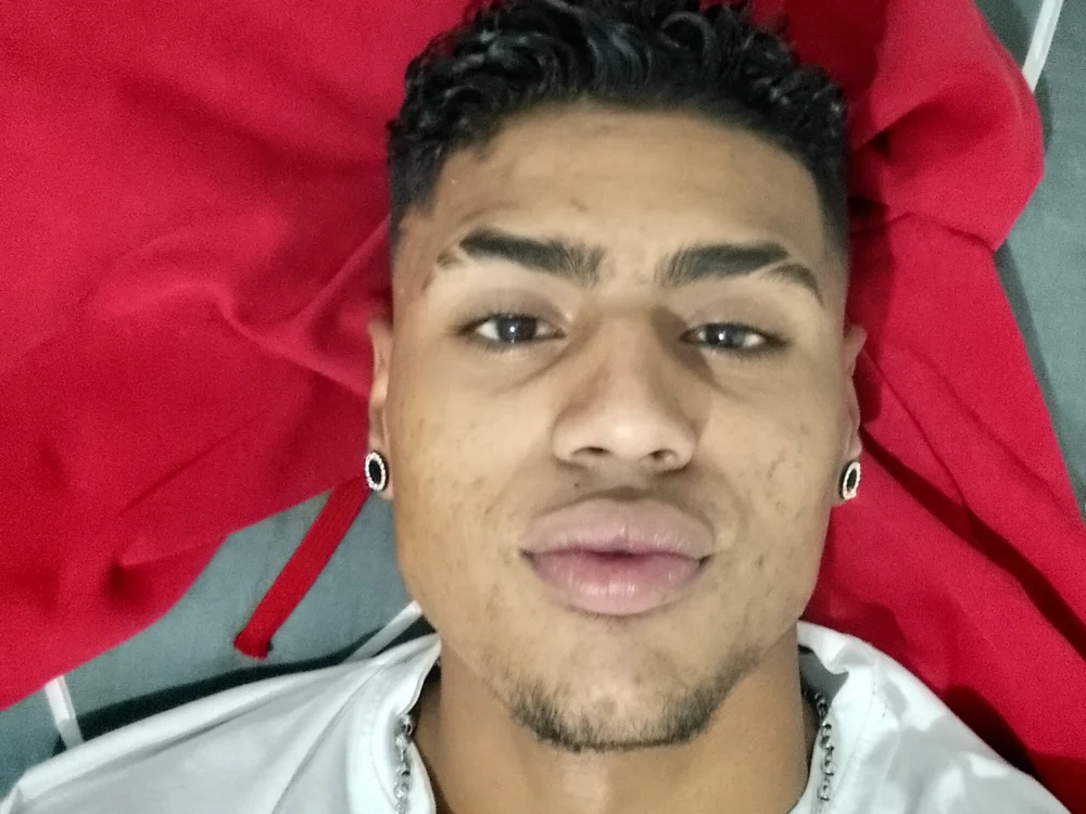 _Camilo_Rodriguez__'s Offline XXX Chat