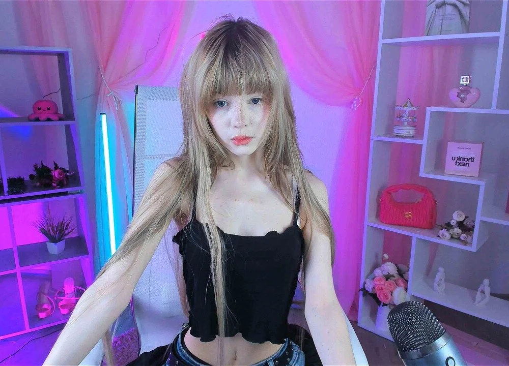 YuniAoki 오프라인 XXX 채팅