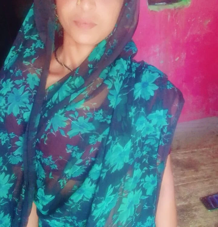 Sexy_riya_21