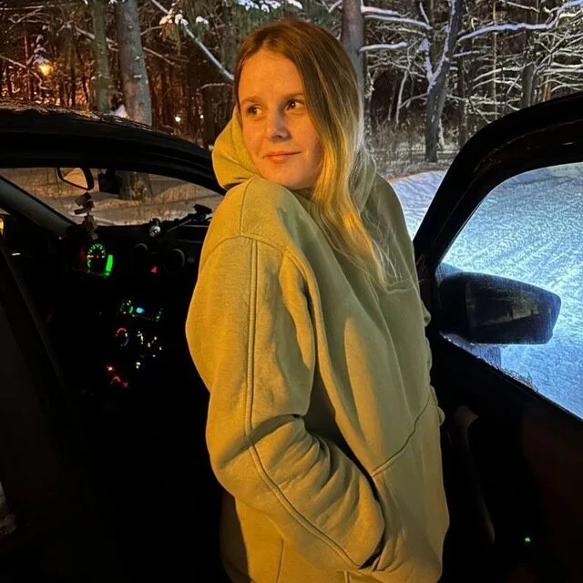 Helen_Lambert Offline Chatraum
