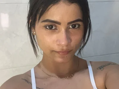 Hot_skinny_xcam - Girl 
