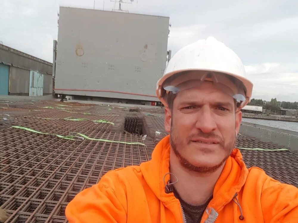 SPUNK-EVERYWHERE Chat XXX offline