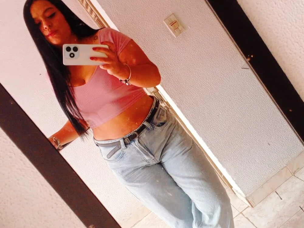 CAMILA--04 Obrolan XXX Offline