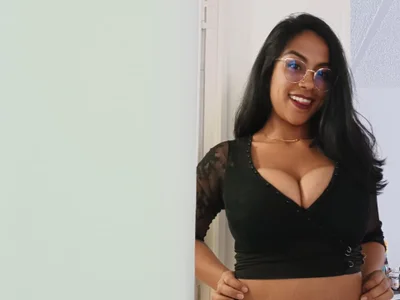 Giisell Female Squirt Cam Naked