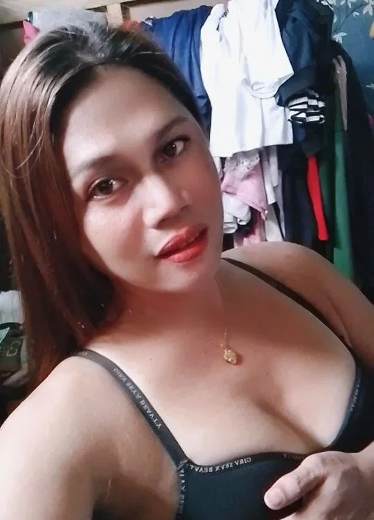 Empress_Del offline chatrum