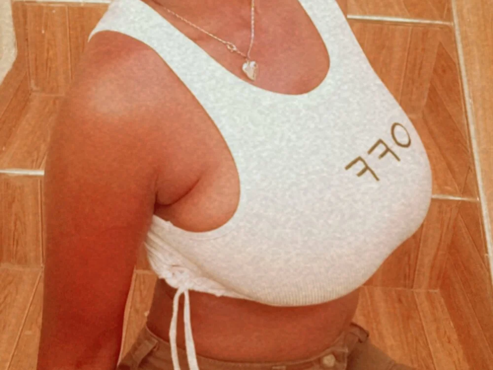 Cess_lavie Offline XXX-chat