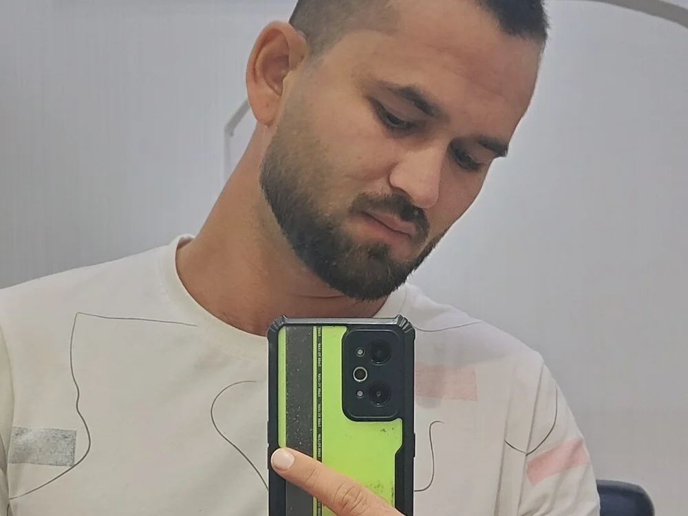 x_fuckboy_ Adlı Modelin Çevrimdışı XXX Sohbeti