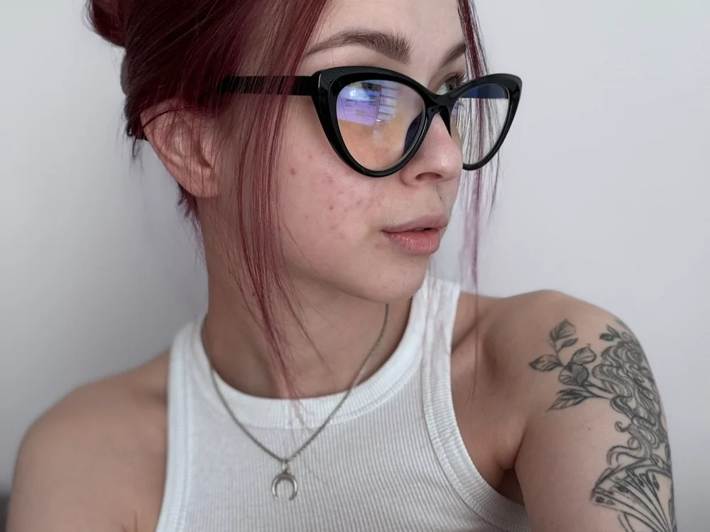 AudreaSaucer 离线XXX聊天
