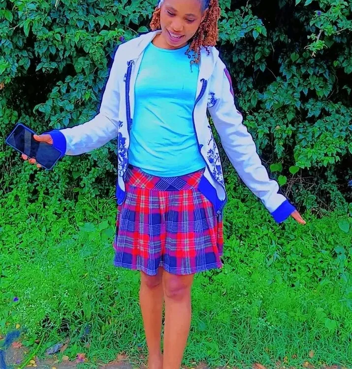 sheisfinedol's most recent online preview