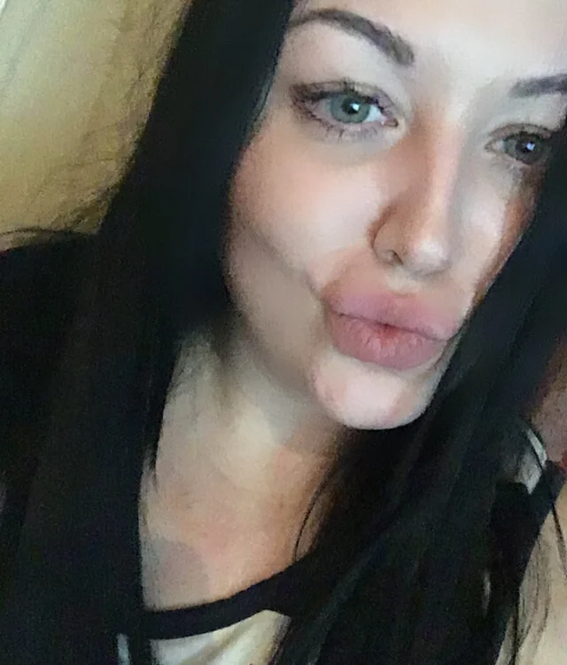 Hot_Alisa's Offline XXX Chat