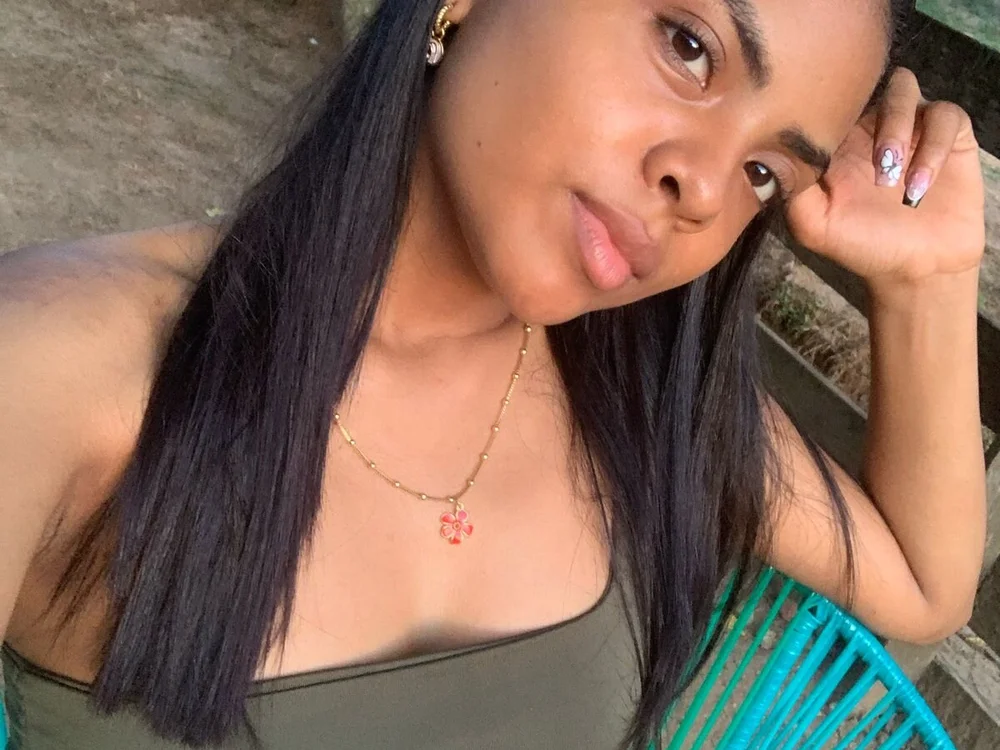 IvvoneMarquez offline chatrum