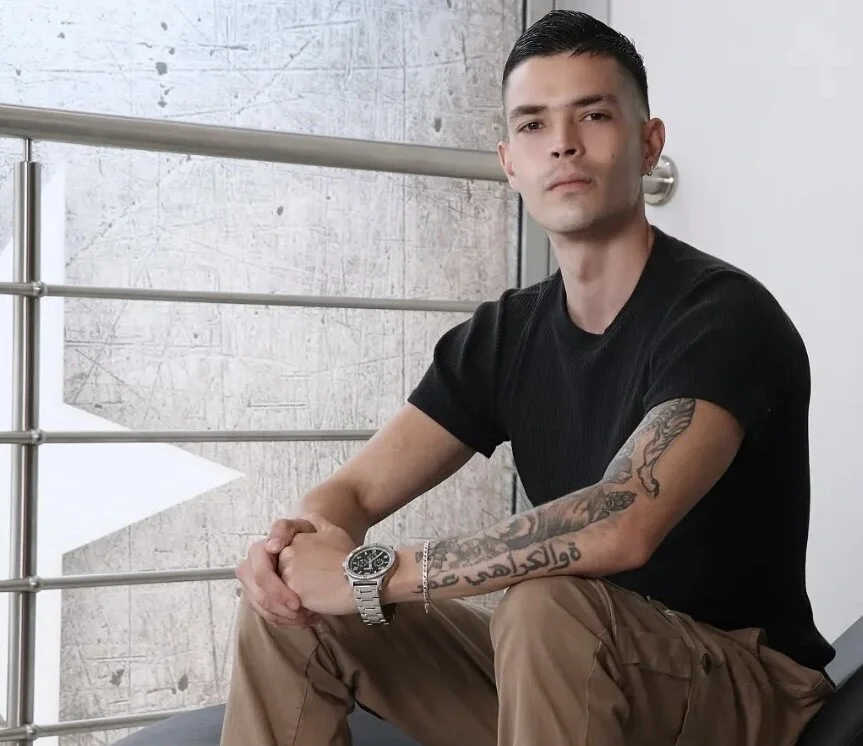 Chat +18 off-line de Travis_R