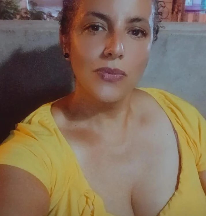 Soy_Zoe69 offline chatrum