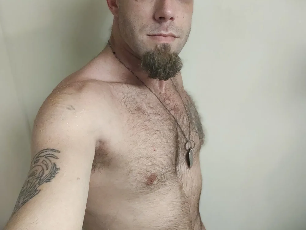 shyone2392's Offline XXX Chat