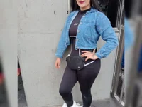 Sembang XXX Secara Langsung Yara_wet