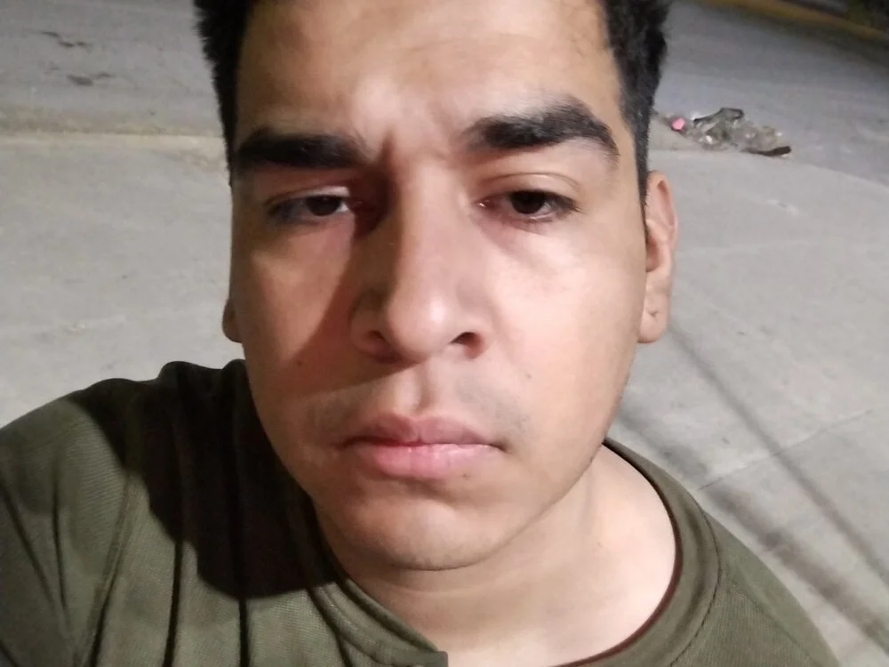 Franx699: συνομιλία ΧΧΧ εκτός σύνδεσης