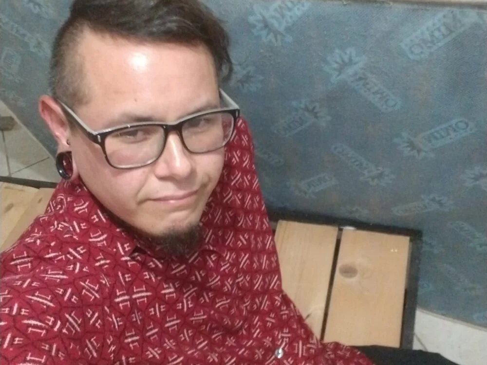 AlanDicksons Offline XXX Chat