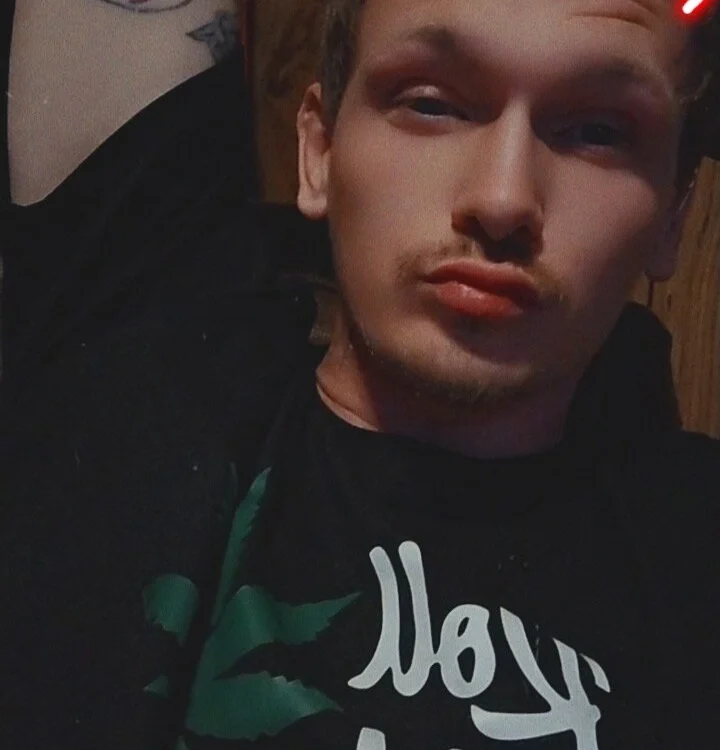 แชท XXX ออฟไลน์ของ BigDaddy94930