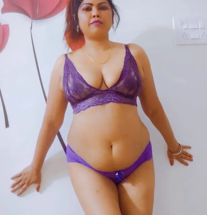 Pinky_divya's Offline XXX Chat