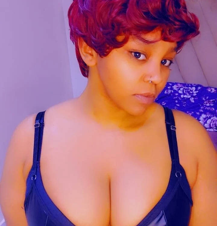 royalmummy's Offline Chat Room