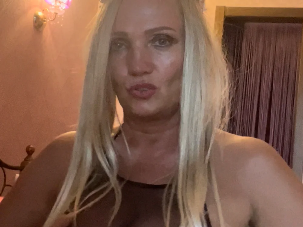 TrueFoxyyy Chat XXX Ngoại tuyến