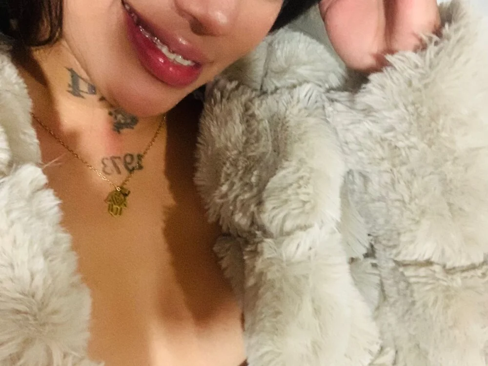 Extasis_queen's Live XXX Chat