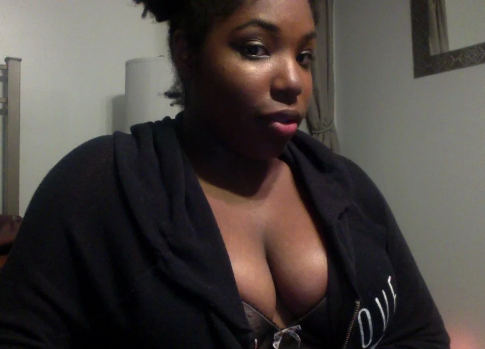 loladarlingxo's Offline XXX Chat