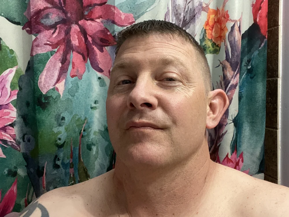 Bisexualorgasms' Offline Chat Room