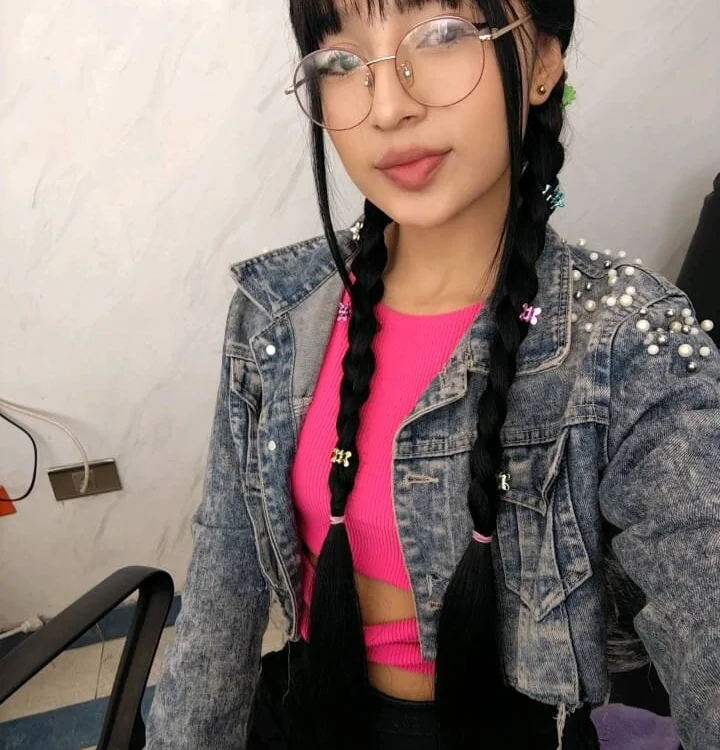 Slave_Aurora_Bdsm's Offline XXX Chat
