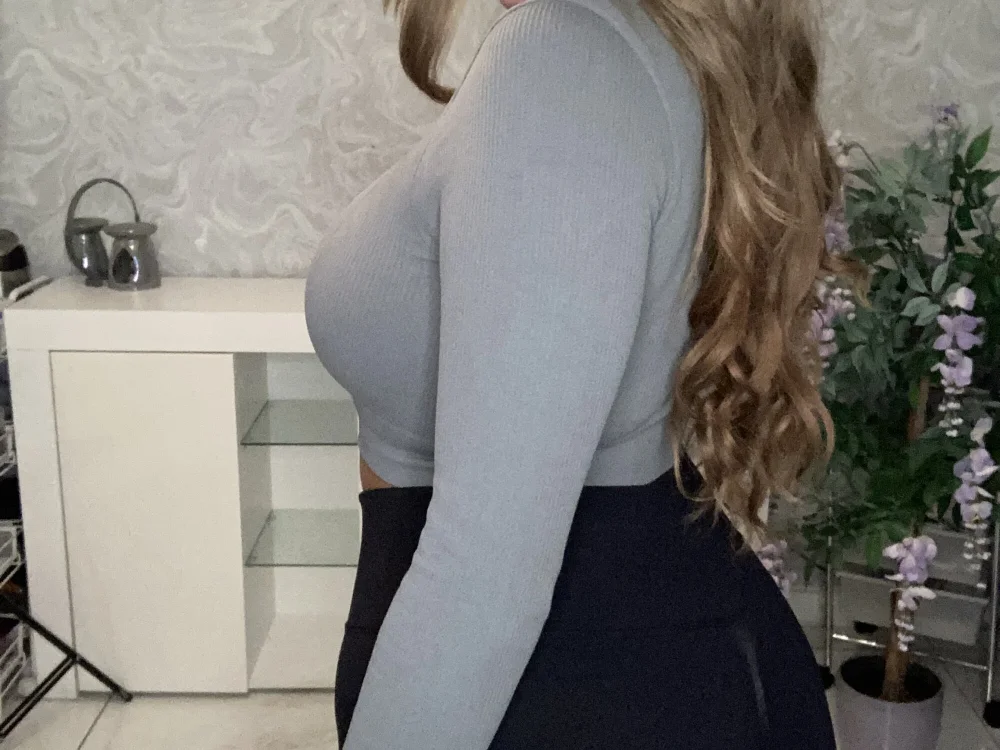 SofiaJohnson_ cover photo