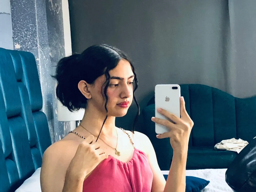 Kammy_Candy Adlı Modelin Çevrimdışı XXX Sohbeti