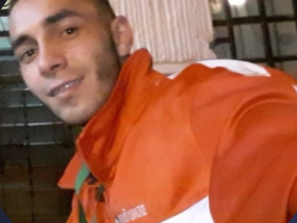 Chatroom XXX hors ligne de Antras92