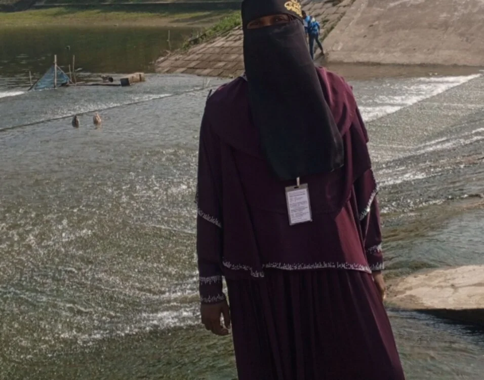 desi_queen_69 – Offline XXX chat