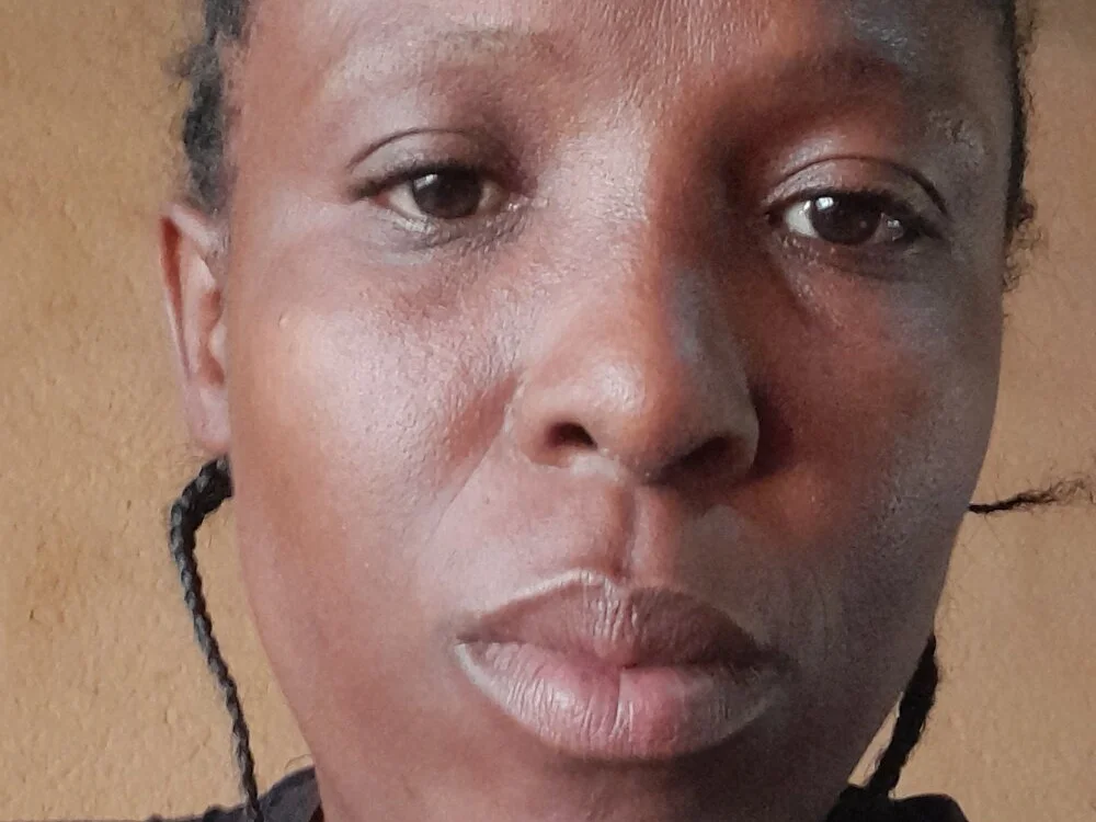 Nthaby12 Offline XXX-chat