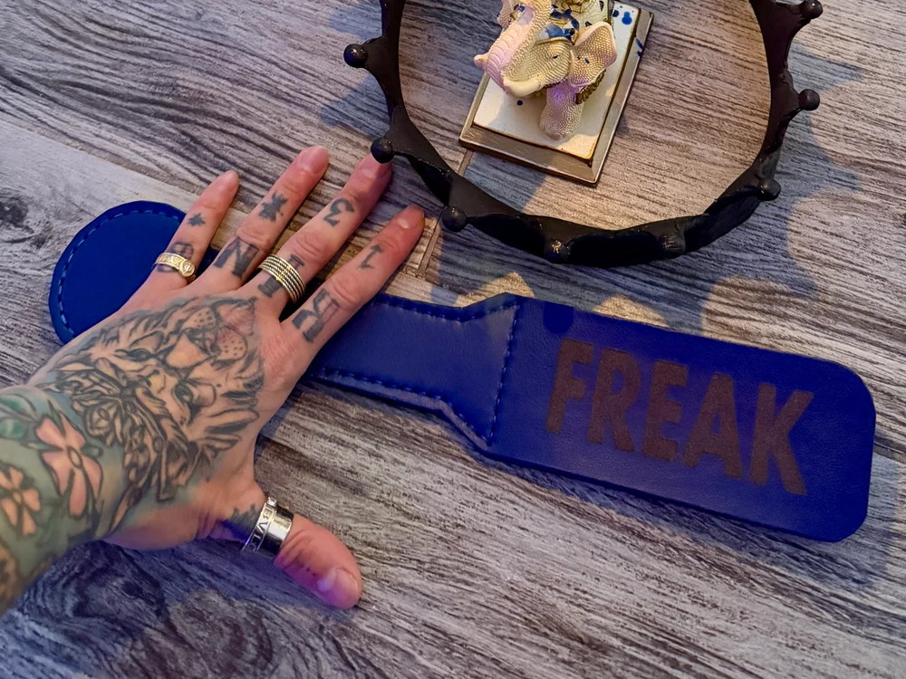 Cool_Freak_ Offline XXX Chat