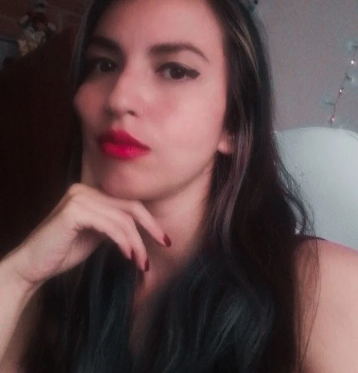 Kalea_Kara offline chatrum