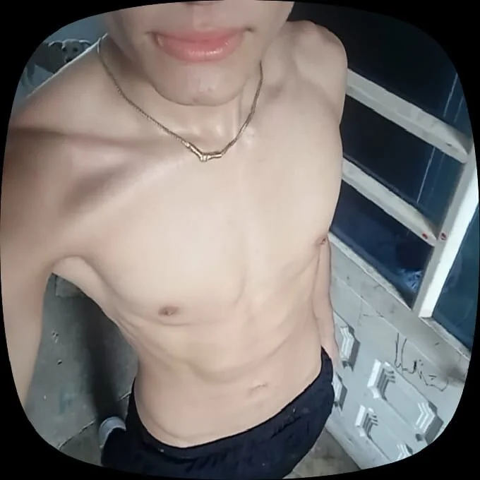 Alexander_hot_ Adlı Modelin Çevrimdışı Sohbet Odası