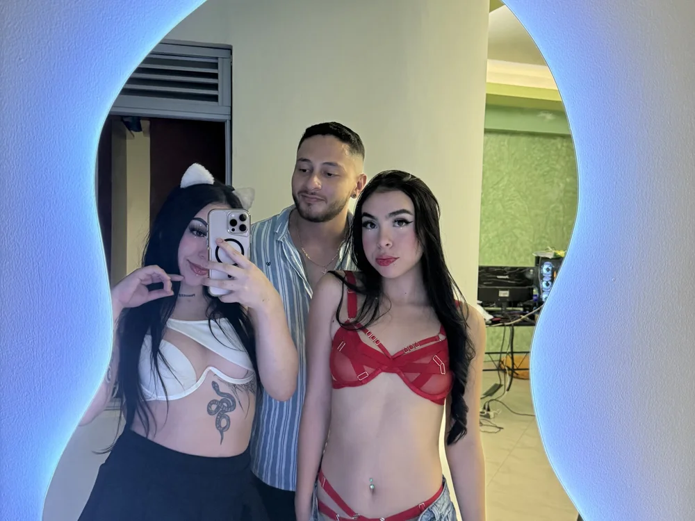 Offline chatovací místnost tripleasure
