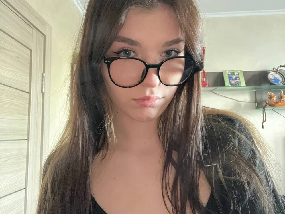 MaydaBaggs' Offline Chat Room