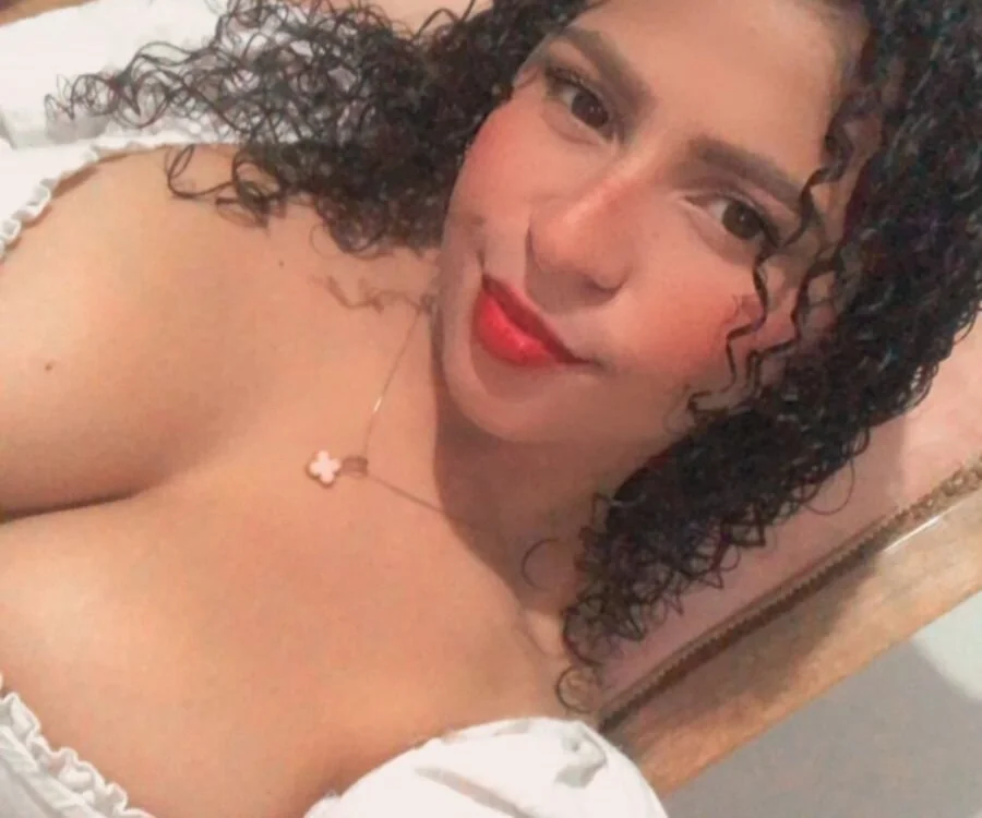 دردشة miacarterr_ الجنسية دون اتصال