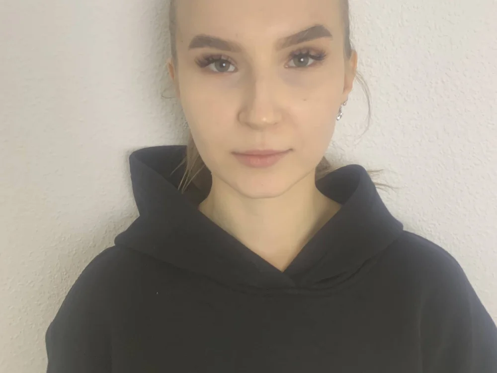 GwenEdwards' Offline Chat Room