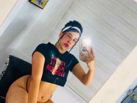 Вебкам-шоу Emma_Montclair_
