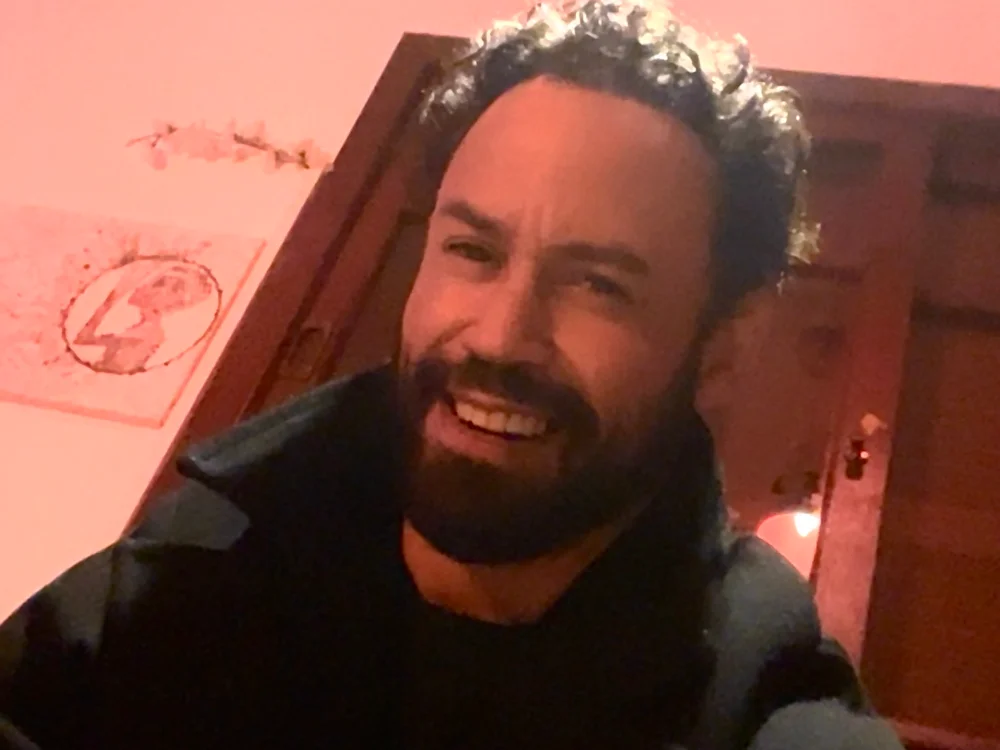 צ'אט XXX לא מקוון של Morenotatuado89
