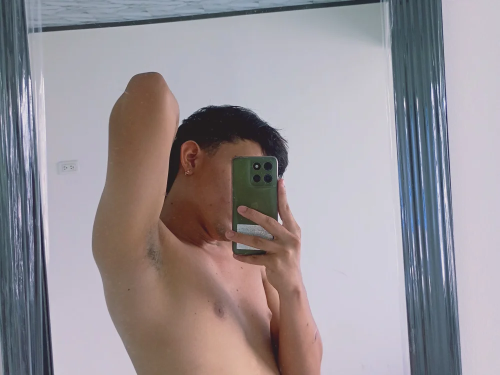 SEUZ_OFICIALL Offline XXX Chat