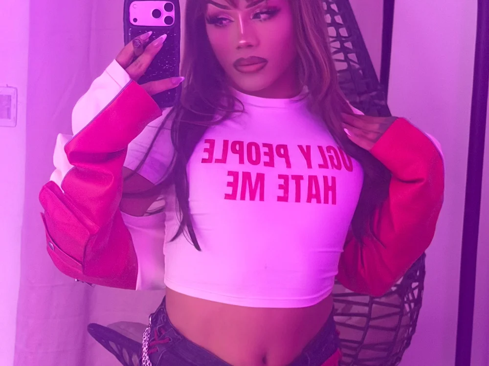 Chat +18 off-line de Shayybaby