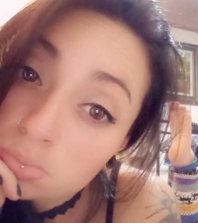 Offline chatovací místnost Alexa-Sweet69