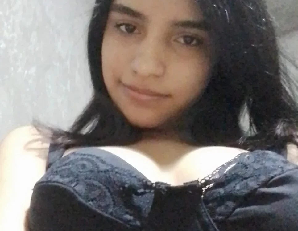 Mia_Greco1 Live XXX-Chat