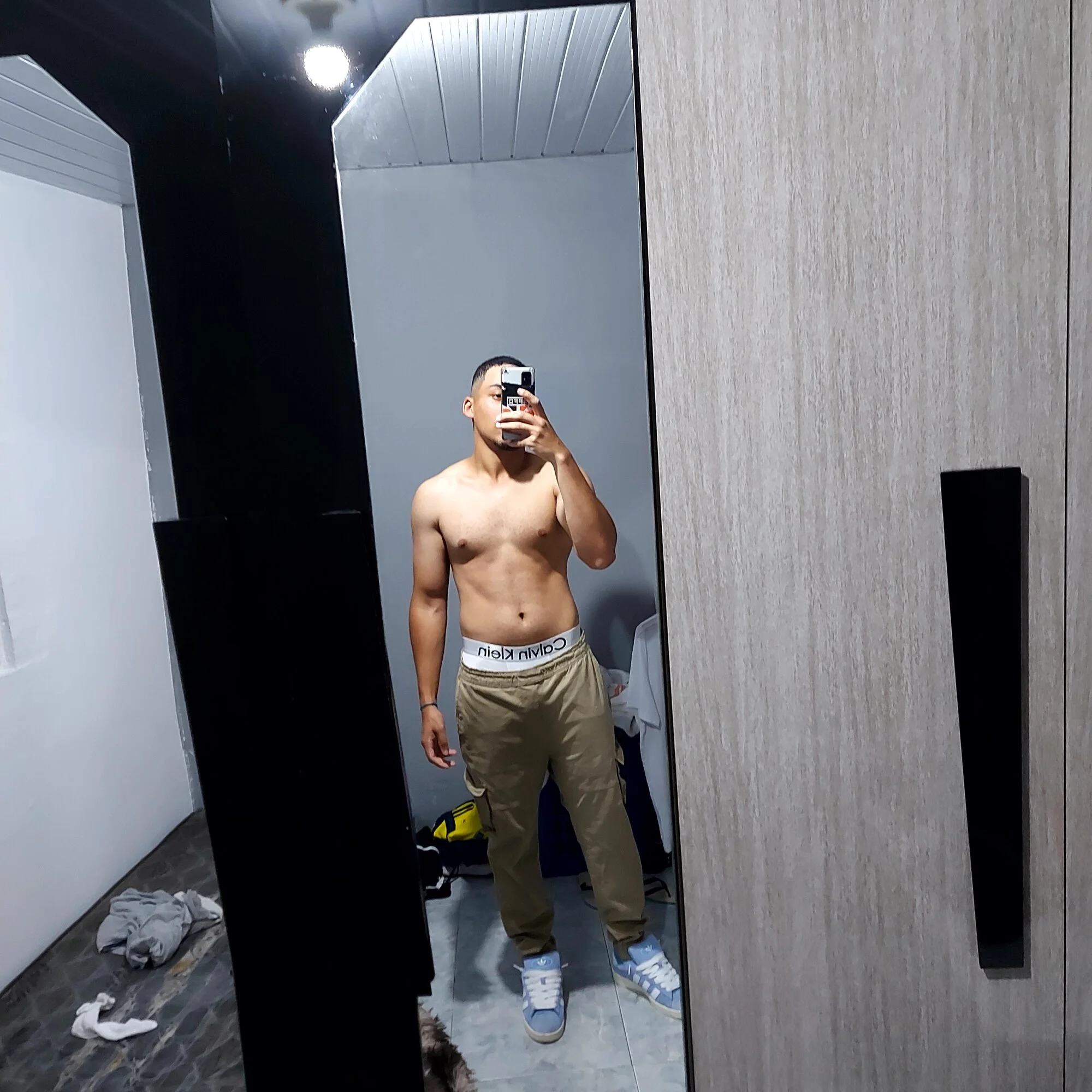 Bruhgsus live webcam